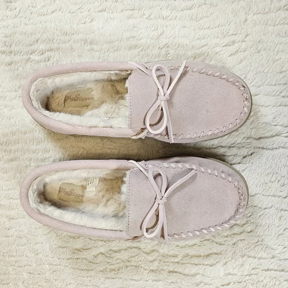 Blush MySlipper Moccasins - Picture 3 of 13